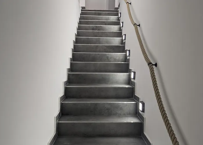 Fjaka & 아파트 시베니크